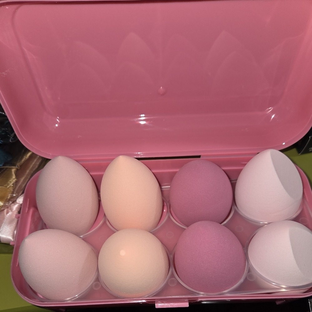 8 Piece Beauty Blender Makeup Sponge Pink Set in Pink Case